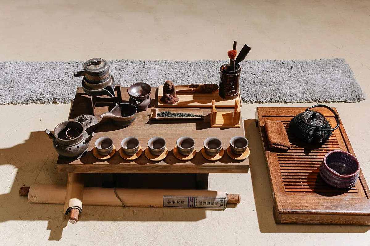 How Japan Drinks Tea Every Day: Shincha, Agari, and Mugicha